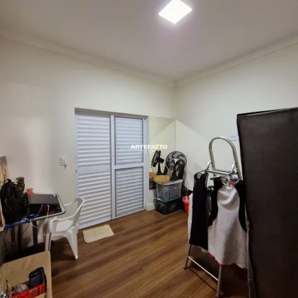 Imagem Apartamento com 3 dormitórios no bairro Três Colinas