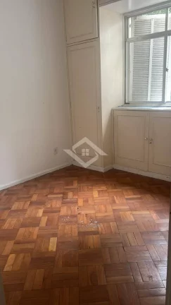 Imagem Apartamento de 3 Quartos para Venda em Copacabana com 103 m²