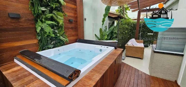 Imagem Casa para locação de Temporada em Juquehy com 4 dormitórios, 2 suítes, jacuzzi, churrasqueira, 60m da praia, max. 9 pessoas. | Juquehy Imobiliária