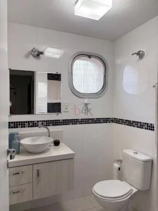 Imagem Apartamento de 75m² com 2 Dorms à Venda no Brooklin | Reformado
