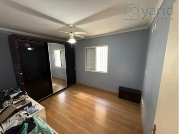 Imagem Imperdível: Casa à venda em Jundiaí-SP, Jardim das Samambaias! 4 quartos, 1 suíte, 2 salas, 2 banheiros, 3 vagas, 247,00 m².