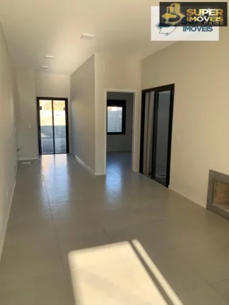 Imagem Casa Padrão para Venda em Laranjal Pelotas-RS - 2230
