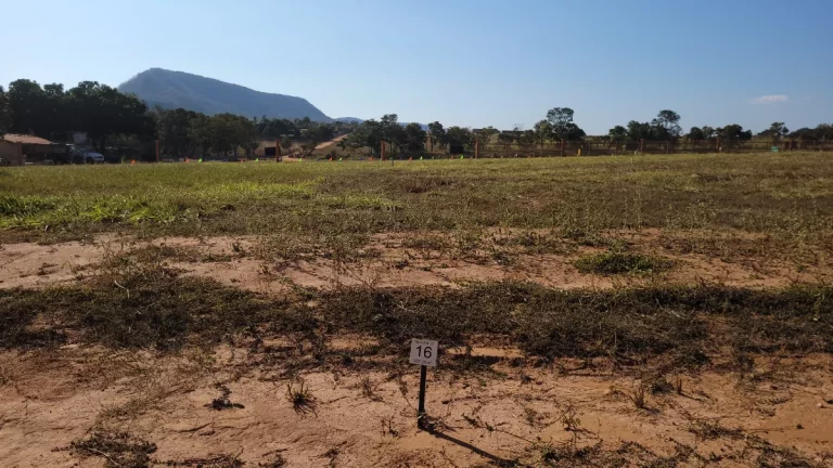 Imagem Terreno residencial para venda em Villagio do Lago, 250m2