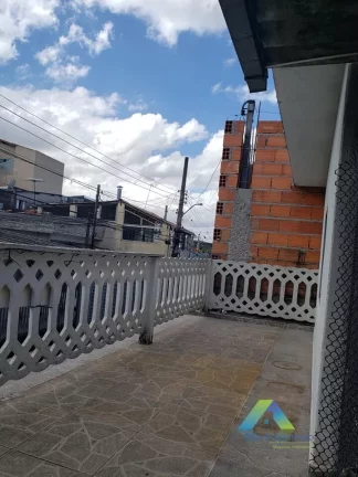 Imagem Sobrado a venda com 03 quartos, proximo a Av do Cursino por R$ 297 mil