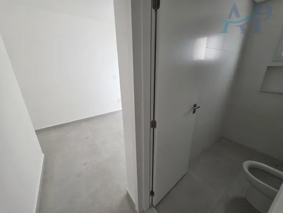 Imagem Apartamento na Guilhermina com 2 Dormitórios Frente Mar em Praia Grande