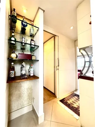 Imagem Apartamento à venda com 2 quartos, sendo 2 suítes, no condomínio Landscape Panamby, São Paulo - SP