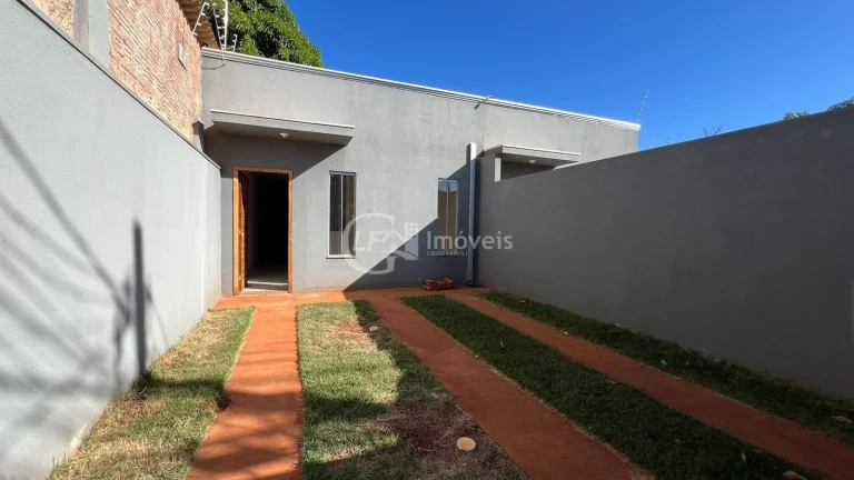Imagem Excelente oportunidade! Casa à venda em Campo Grande-MS, bairro Jardim Carioca: 2 quartos, 1 sala, 1 banheiro, 2 vagas de garagem, 60,00 m².