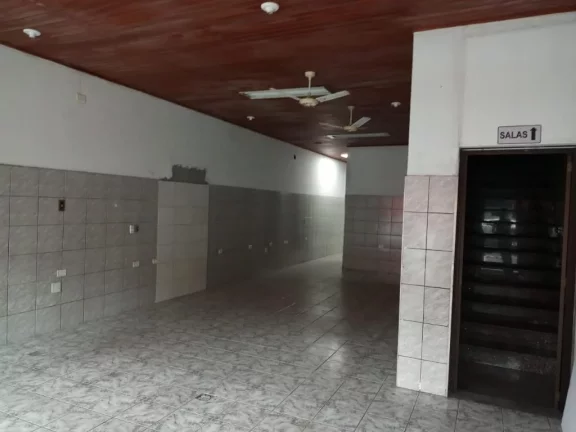 Imagem Salão para alugar, 244 m² por R$ 6.433,00/mês - Centro - Suzano/SP