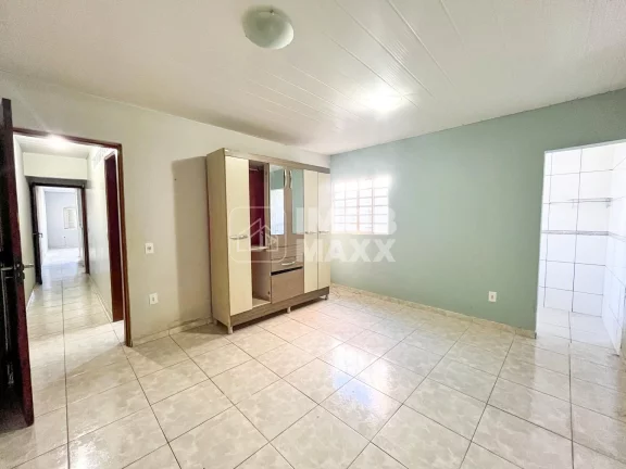 Imagem Casa à Venda em Sobradinho 3 quartos 1 suíte 3 vagas perto de todo o comércio polícia e bombeiros