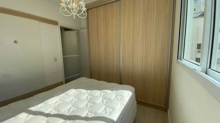 Imagem Apartamento com 3 dormitórios sendo 3 suítes e 2 vagas de garagem em Balneário Camboriú/SC