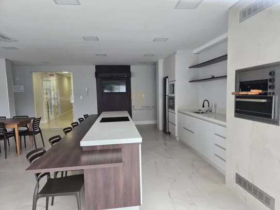 Imagem Apartamento em andar alto, MOBILIADO, com dois dormitórios na Pedra Branca!