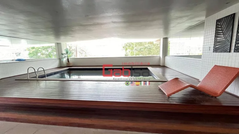 Imagem Apartamento com 2 dormitórios à venda, 75 m² por R$ 700.000 - Braga - Cabo Frio/RJ