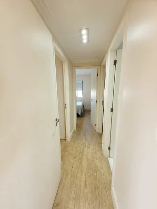 Imagem Apartamento 137M², 3Q, 1 Suíte, 4 Banheiros, 2 Vagas, Varanda, Condomínio Clube, Academia, Piscina, Sauna, Salão de Festas, Churrasqueira, Personal.