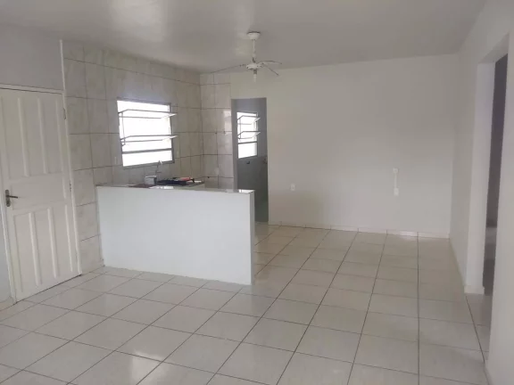 Imagem Casa à Venda em Canasvieiras – Locada com Renda, 3 Quartos