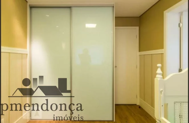 Imagem Apartamento 4 dormts, 3 suites, 3 vagas, mobiliado e reformado.., andar alto