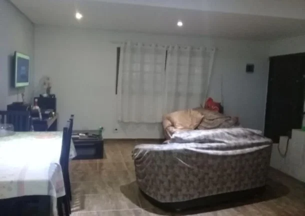 Imagem Sobrado para Venda por R$425.000,00 com 295m², 2 dormitórios, 1 suite e 2 vagas - Guainazes, São paulo / SP - Cód. BDI37664