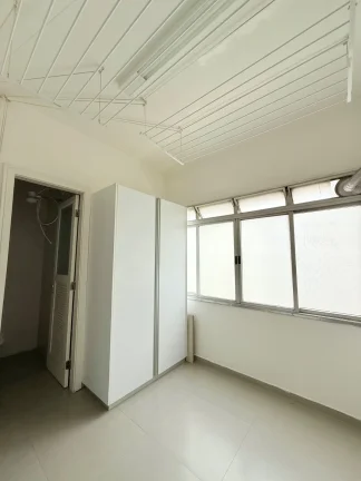 Imagem Apartamento Sumaré - 125M², 3 Dorms, 1 Vaga Determinada, Dependência Completa de Serviço, Salão de Festas.