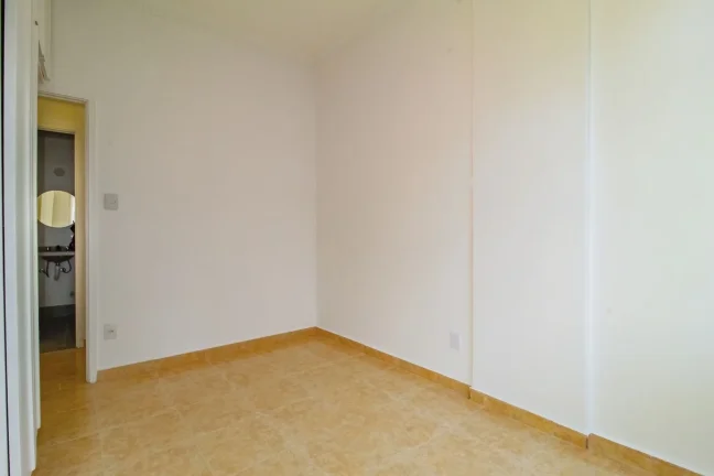 Imagem Apartamento Botafogo - 91M², 3 Dorms, Salão de Festas, Brinquedoteca, Playground, Área Verde.