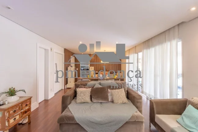 Imagem Apartamento na Vila Romana com 4 quartos (3sui­tes) e 3 vagas, 177m²