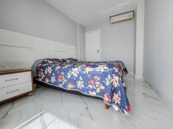 Imagem Cobertura à Venda com 3 dormitórios 2 suítes 214m², 2 vagas - Riviera de São Lourenço Bertioga SP