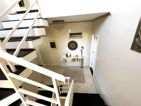 Imagem CASA TRIPLEX NO CAMPO GRANDE COM 5 DORMTS - PROXIMO A LINHA DO VLT