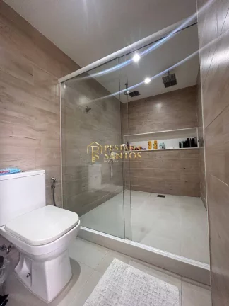 Imagem Casa Triplex à Venda no Condomínio Jardim Nova Barra