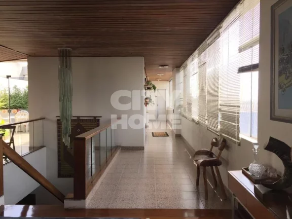 Imagem Linda cobertura duplex com 700m2, 4 dormitórios ( 4 suítes ), 6 banheiros e 4 vagas na garagem no ...