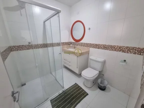 Imagem Casa térrea, com piscina e churrasqueira à venda apenas 40 metros da praia
