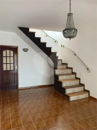 Imagem Sobrado à venda com 3 quartos em Jardim Guedala, São Paulo - SP