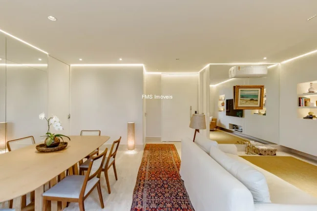 Imagem Apartamento alto padrão com 2 suítes no Itaim Bibi