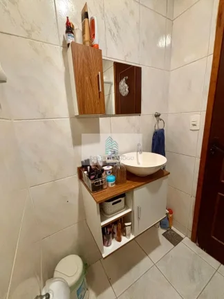 Imagem Casa em Condomínio de Luxo à Venda em Curicica, Rio de Janeiro-RJ: 2 Quartos, 2 Suítes, 1 Sala, 3 Banheiros, 1 Vaga de Garagem, 77m².