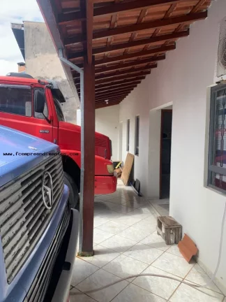 Imagem Edícula para Locação em Limeira, Jardim Porto Real, 1 dormitório, 2 banheiros, 4 vagas