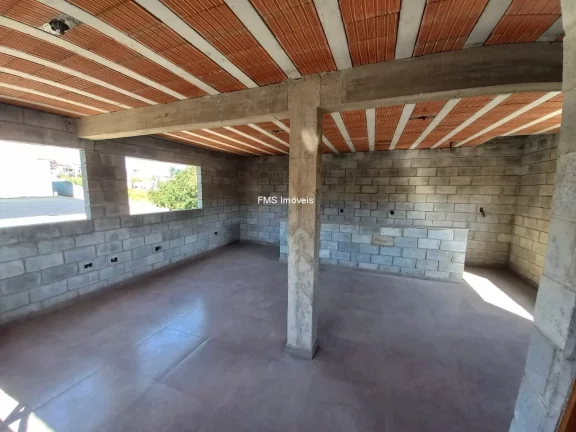 Imagem Galpão com 300m² em Itaquaquecetuba.