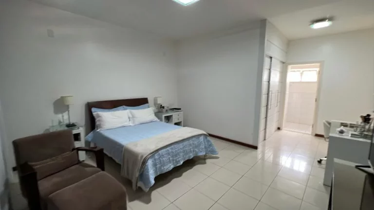 Imagem Casa, bairro Caminho do sol, 3 quartos, sendo 02 suítes, uma com closet
