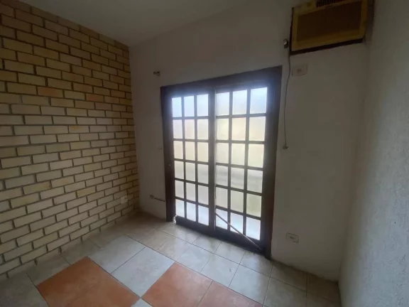 Imagem Linda casa a venda centro de Rio das Ostras.