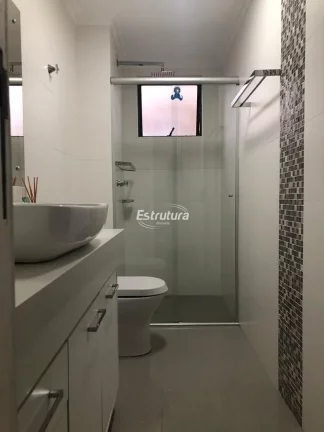 Belissima cobertura no centro de Santa Maria com três dormitórios sendo 1 suít