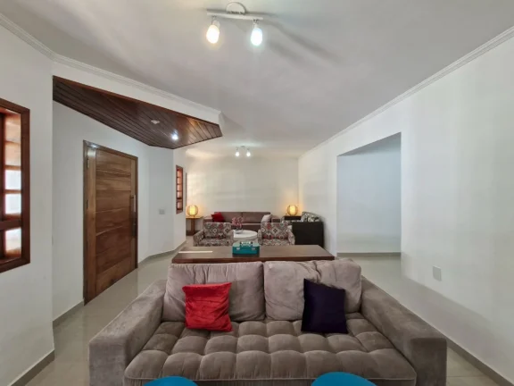 Imagem Imóvel de Luxo: Casa à Venda na Riviera de São Lourenço Módulo 22 com 8 Quartos, 6 Suítes e 6 Vagas de Garagem