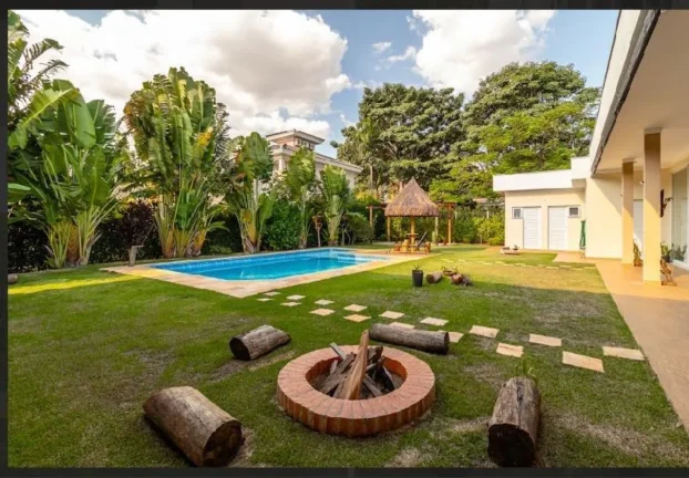 Imagem Casa em Condomínio de Luxo em Sorocaba-SP, Bairro Caguassu: 3 Quartos, 3 Suítes, 4 Salas, 5 Banheiros, 4 Vagas, 285m²!