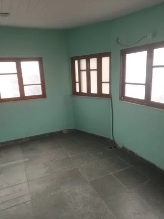 Imagem Casa Duplex a venda em Macaé RJ, Bairro Cajueiros Centro 300m2.