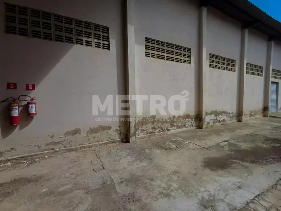Imagem Galpão à venda no Distrito Industrial com 1950m, PETROLINA - PE
