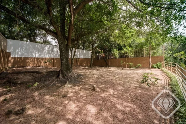 Imagem Apartamento com 2 dormitórios, garagem, elevador, prédio moderno e excelente construção no Bairr...