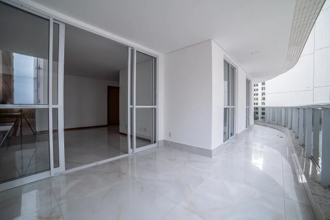 Imagem MARAVILHOSO APARTAMENTO COM 4 QUARTOS E 2 SUÍTES