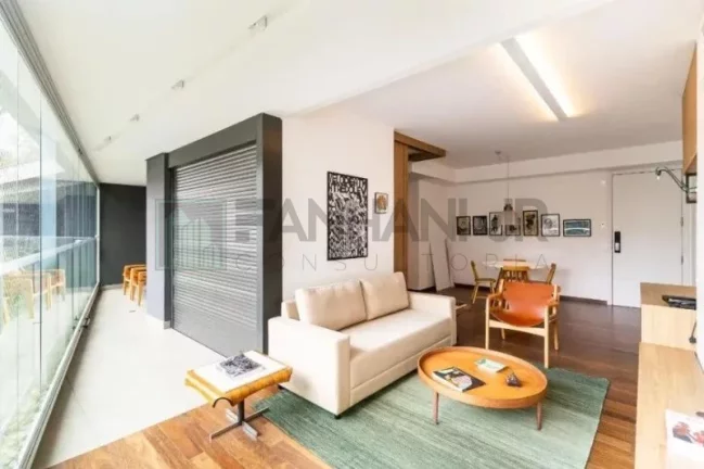 Imagem Apartamento de Luxo com 2 Quartos e 2 Suítes no Jardins, São Paulo - 97m², 2 Salas, 3 Banheiros e 1 Vaga de Garagem!