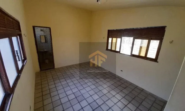 Imagem Casa com 08 quartos, localizada em Fragoso, Olinda - Pernambuco