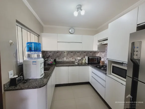 Imagem Apartamento com 3 quartos ótima localização no Jardim São Lourenço