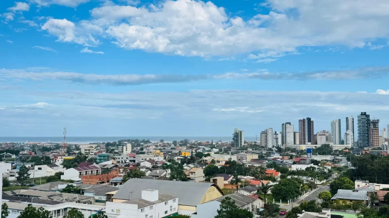 Imagem Apartamento à venda em Passo de Torres, Centro, com 3 quartos