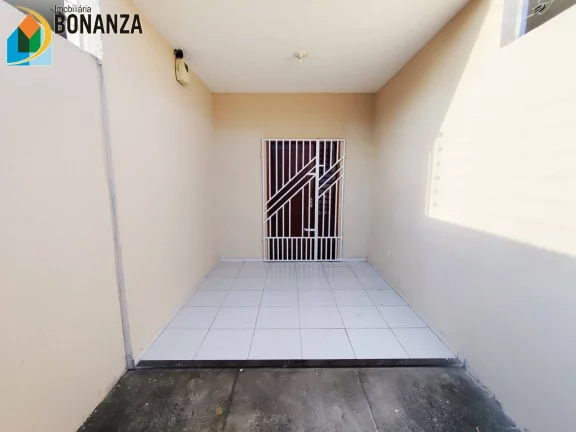Imagem Casa com 02 quartos para Alugar em Maranguape