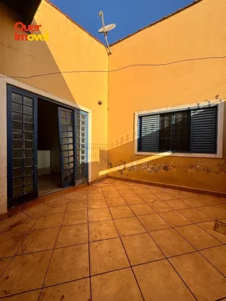 Imagem Casa à venda em Ribeirão Preto-SP, Jardim Diva Tarlá de Carvalho: 2 quartos, 1 sala, 1 banheiro, 2 vagas, 80m²!