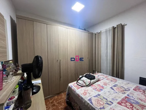 Imagem Apartamento com 2 dormitórios à venda, 81 m² por R$ 325.000 - Macuco - Santos/SP