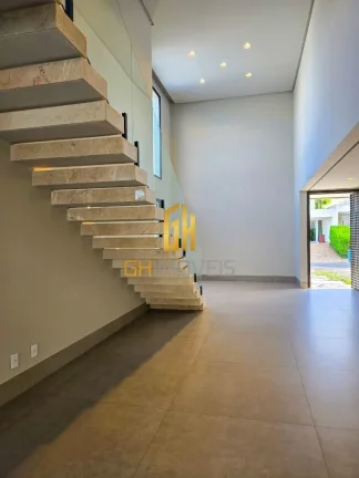 Imagem SO0428

Sobrado no Jardim Verona, em terreno com 507m² com 392m² de área construída 

O sobrado ...